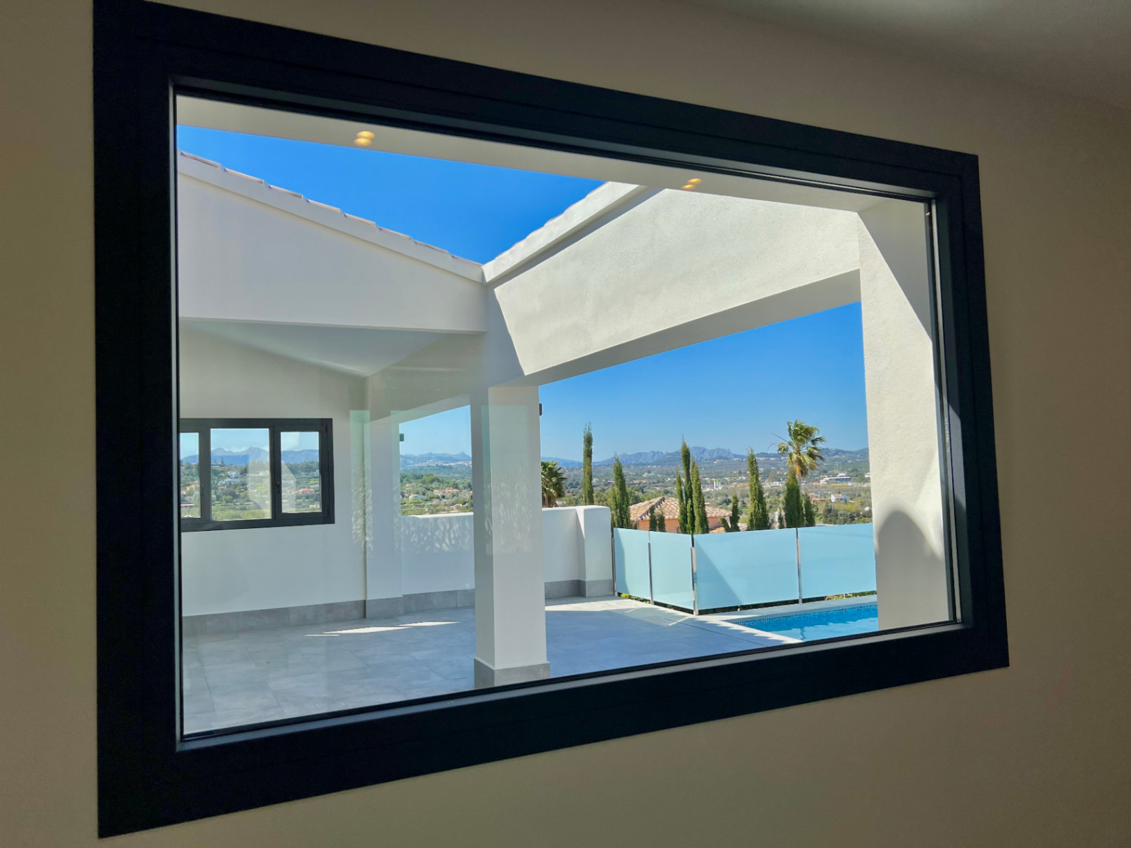 Villa con impresionantes vistas abiertas, recientemente terminada, 2026