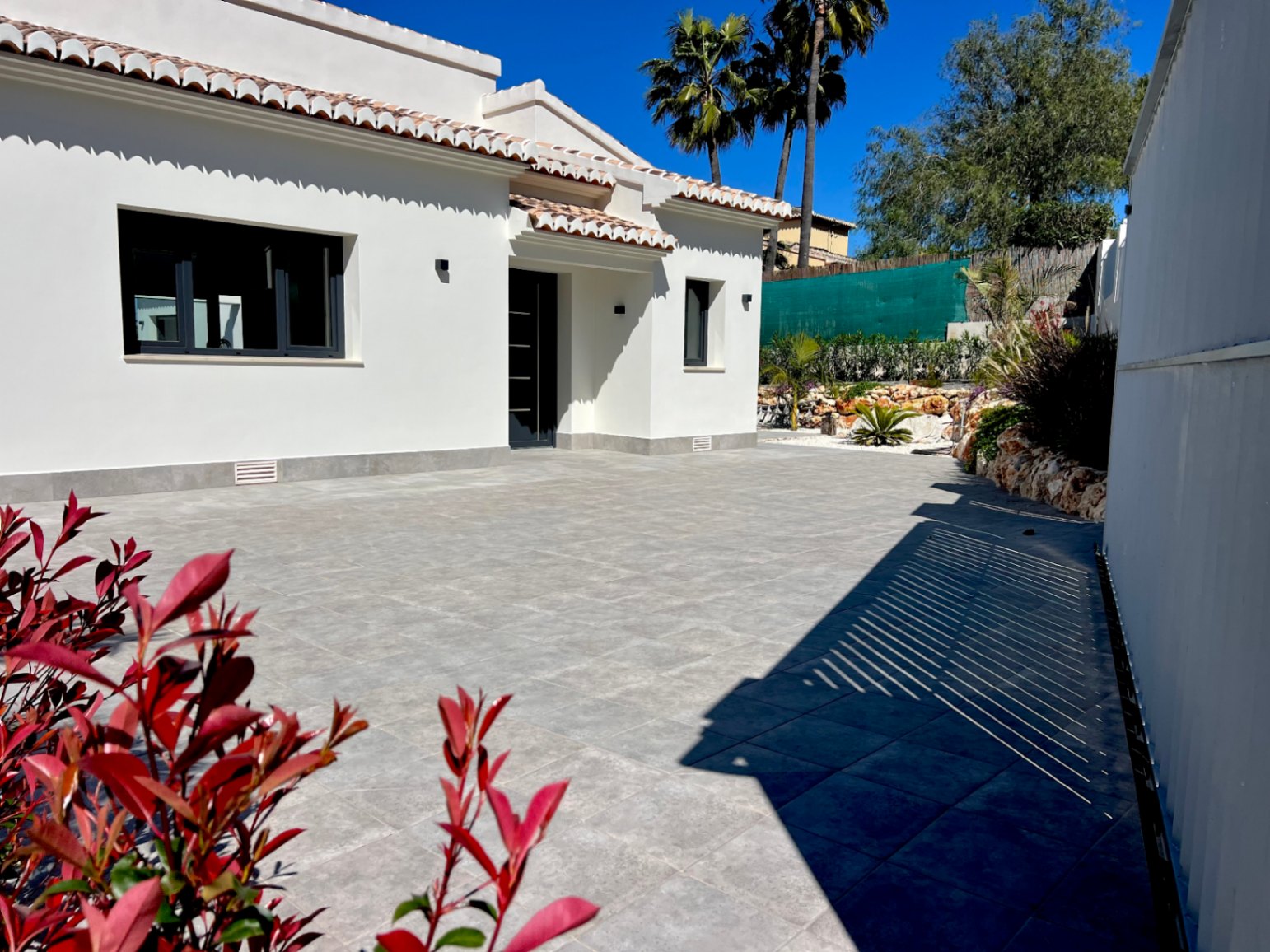 Villa con impresionantes vistas abiertas, recientemente terminada, 2026