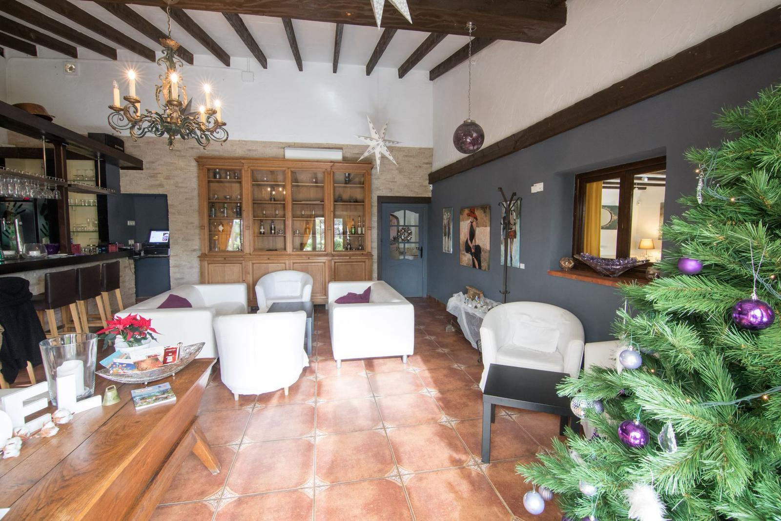 Konsolidiertes Restaurant + Wohnung darüber – Jávea (Costa Blanca Nord)