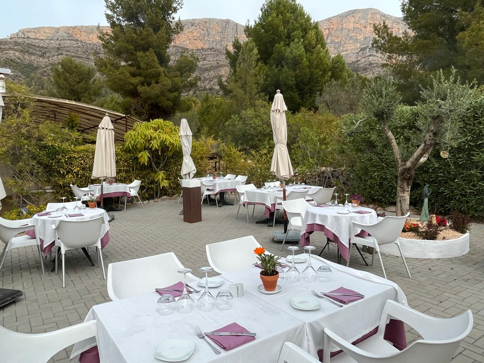 Konsolidiertes Restaurant + Wohnung darüber – Jávea (Costa Blanca Nord)
