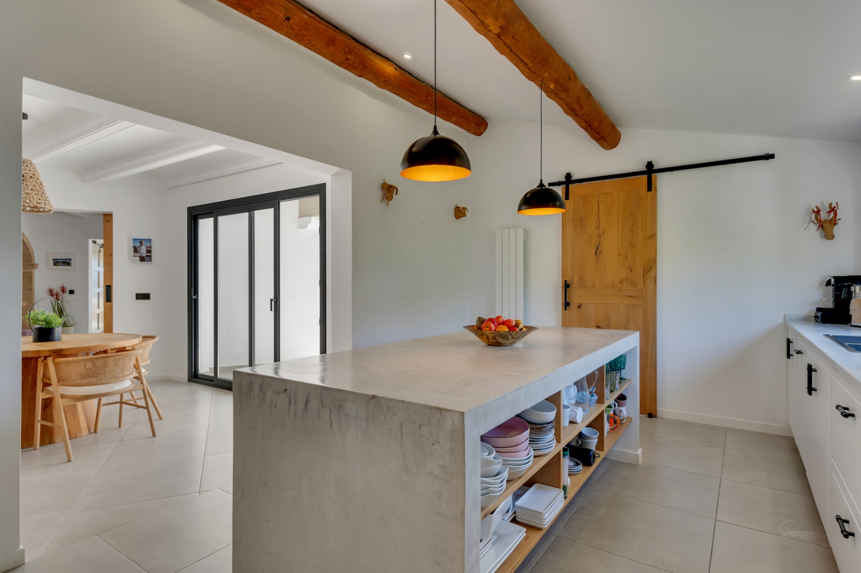 Villa en venta en Jávea con vistas al Montgó, piscina privada y diseño exclusivo