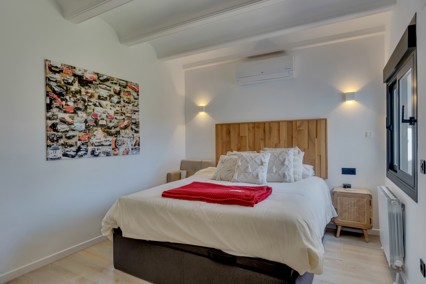 Villa en venta en Jávea con vistas al Montgó, piscina privada y diseño exclusivo