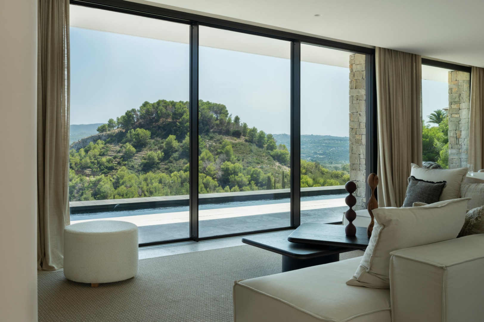 Exclusiva villa de lujo en venta en Jávea, con vistas panorámicas al mar y a la montaña