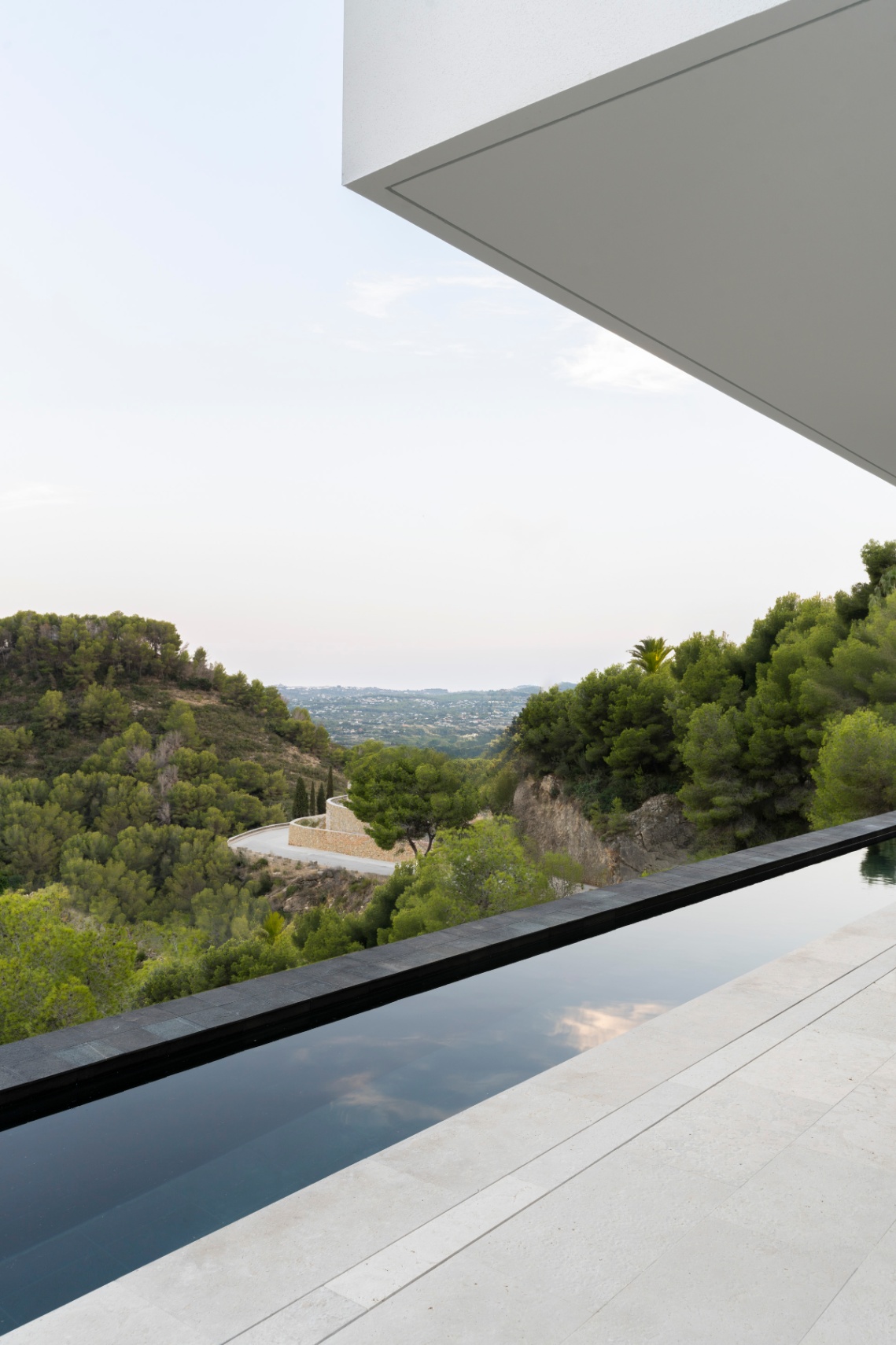 Exclusiva villa de lujo en venta en Jávea, con vistas panorámicas al mar y a la montaña