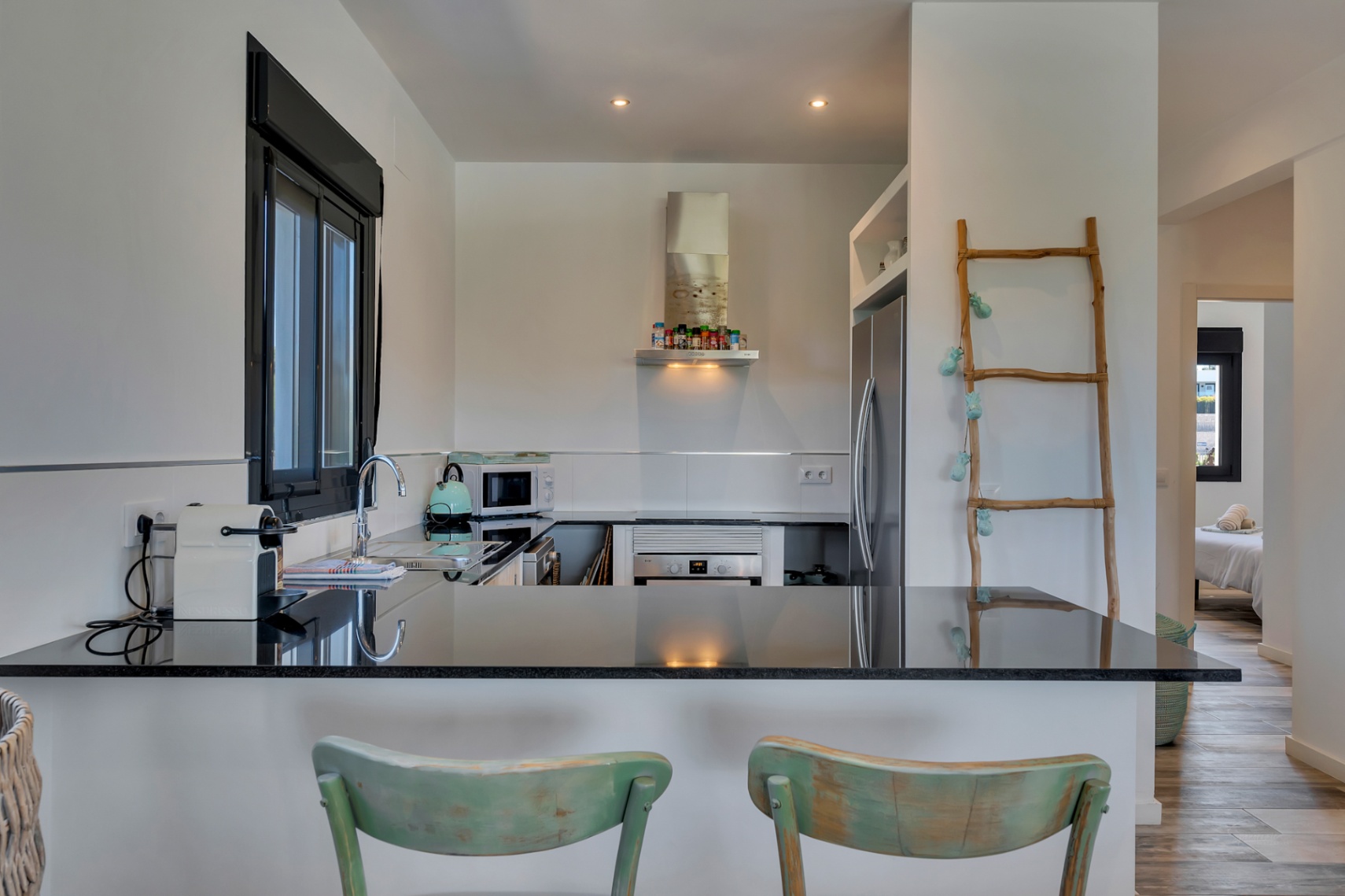 Villa exclusive à Arenal, de style ibicenco avec un rendement élevé démontrable.