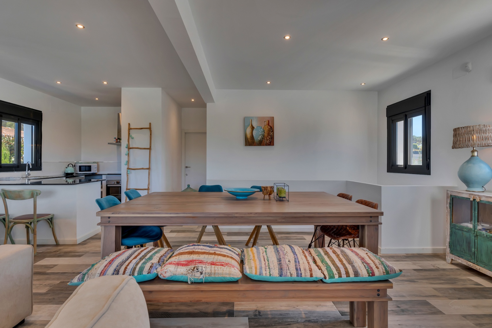 Villa exclusive à Arenal, de style ibicenco avec un rendement élevé démontrable.
