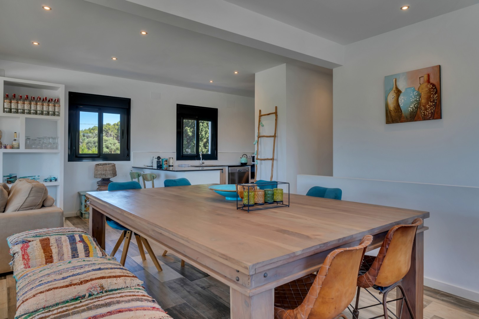 Villa exclusive à Arenal, de style ibicenco avec un rendement élevé démontrable.