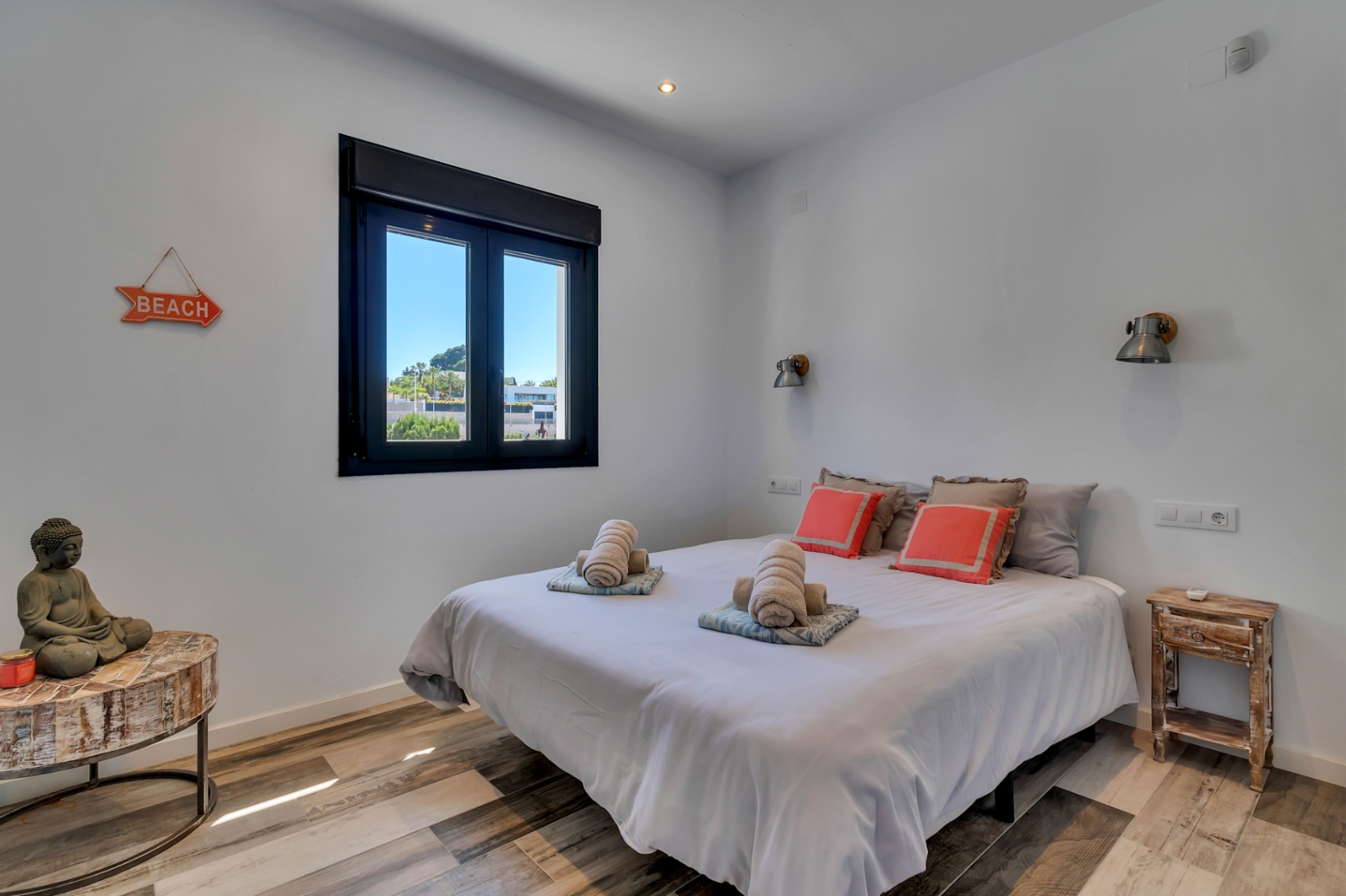 Villa exclusive à Arenal, de style ibicenco avec un rendement élevé démontrable.