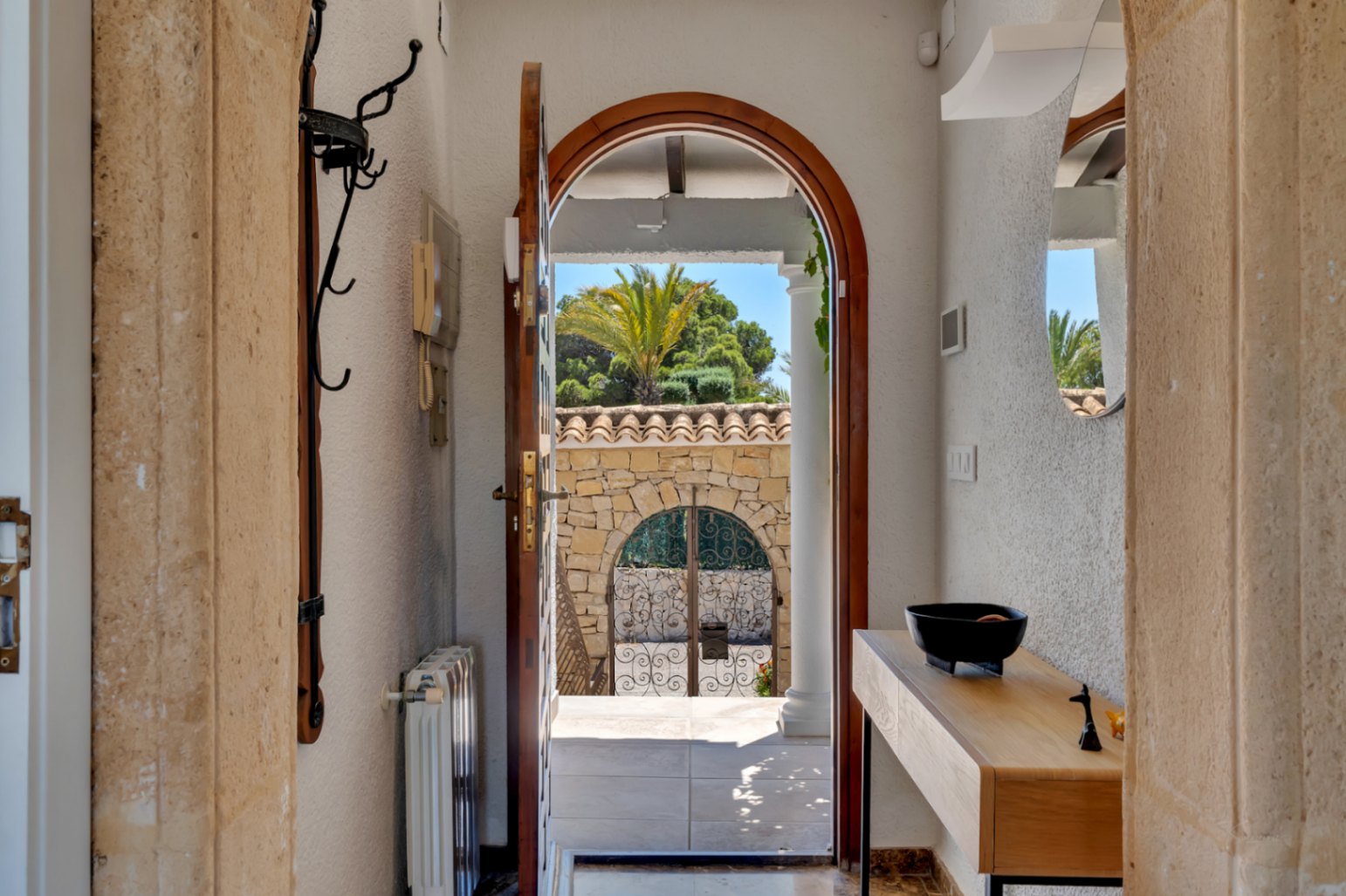 Exceptional property in an exclusive area with panoramic sea views. - Imagen 22