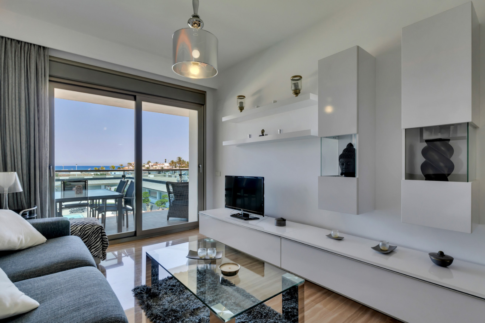 Apartamento en privilegia ubicacion con impresionantes vistas mar