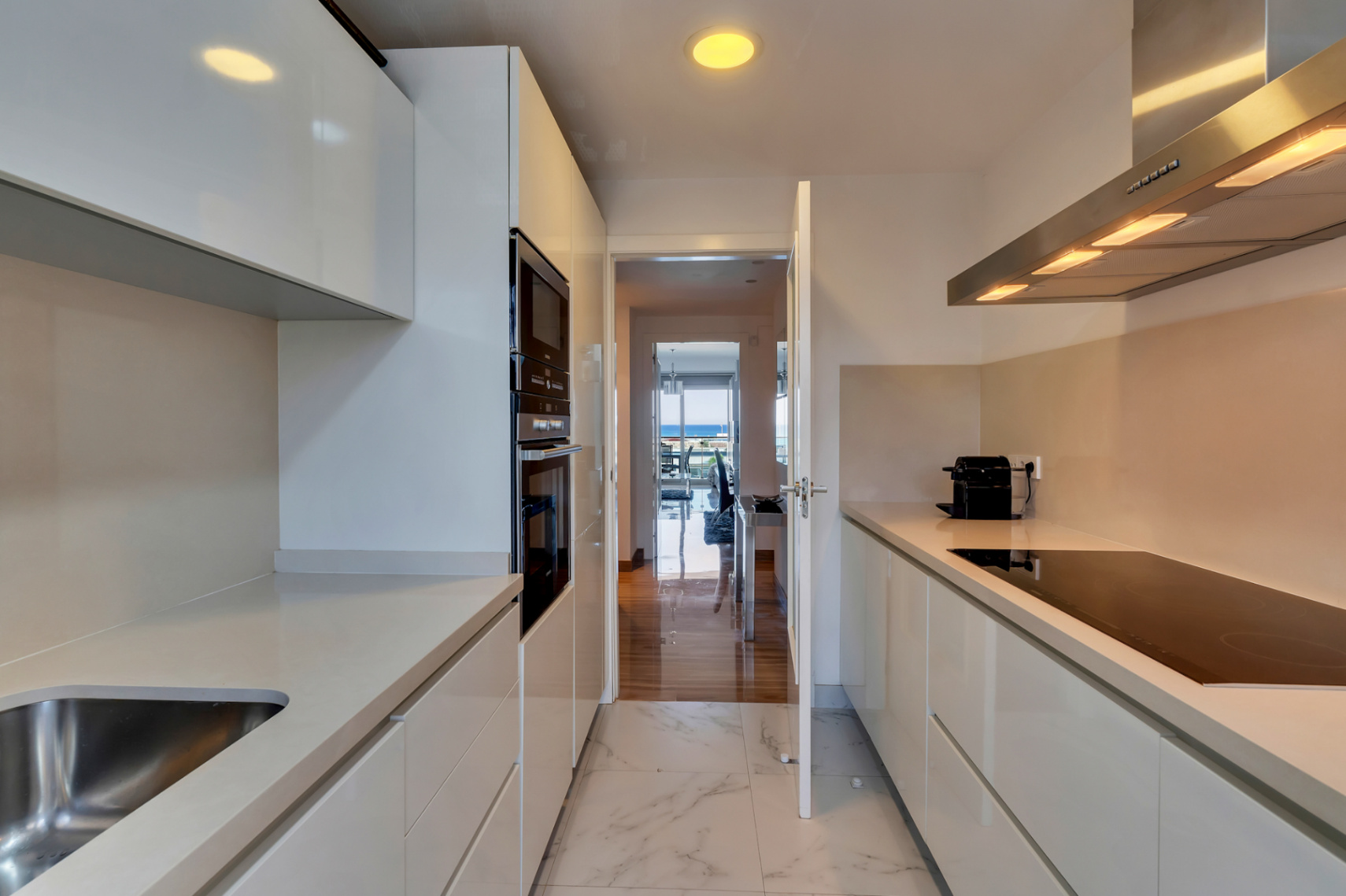 Apartamento en privilegia ubicacion con impresionantes vistas mar