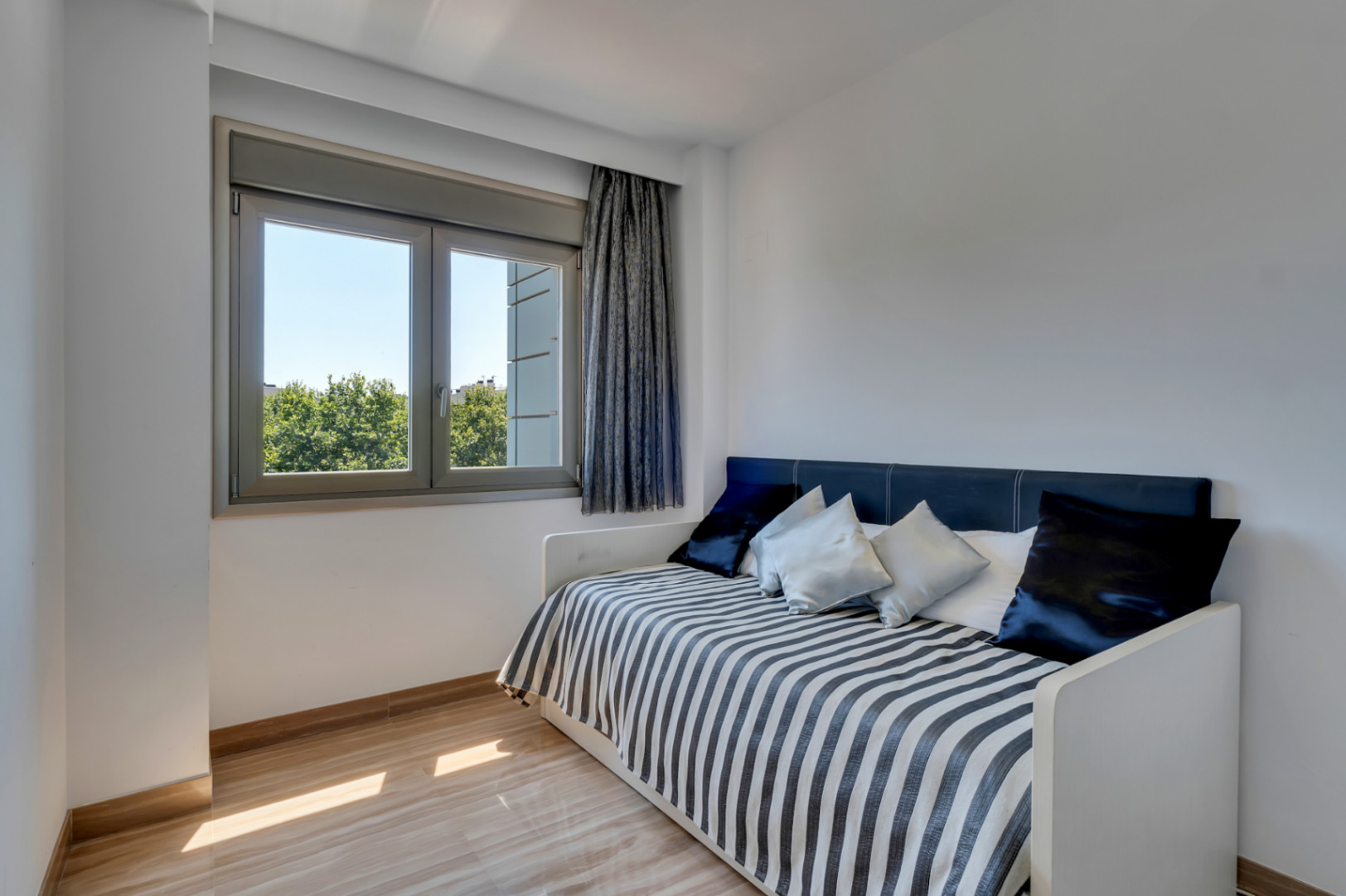 Apartamento en privilegia ubicacion con impresionantes vistas mar