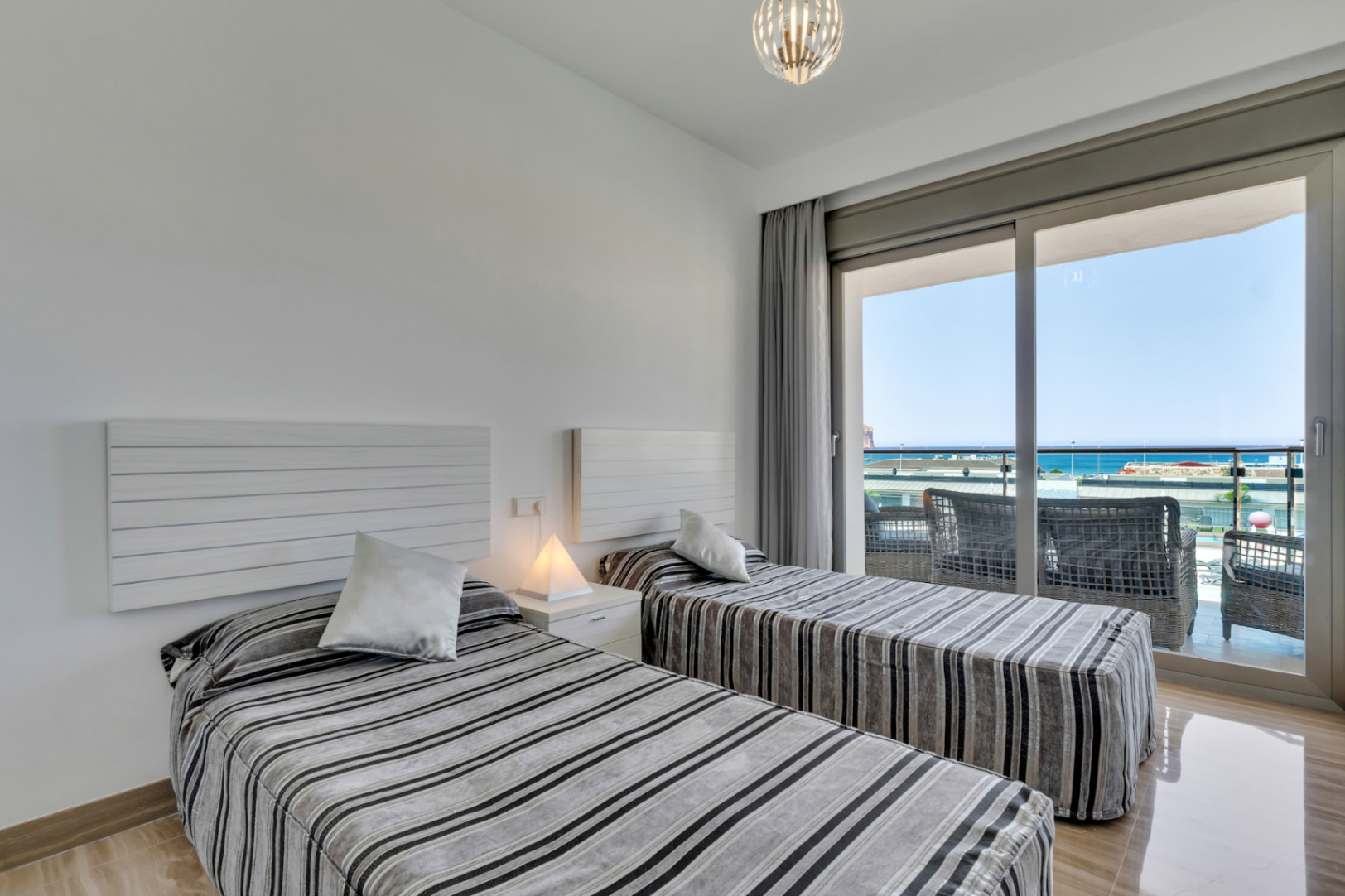 Apartamento en privilegia ubicacion con impresionantes vistas mar