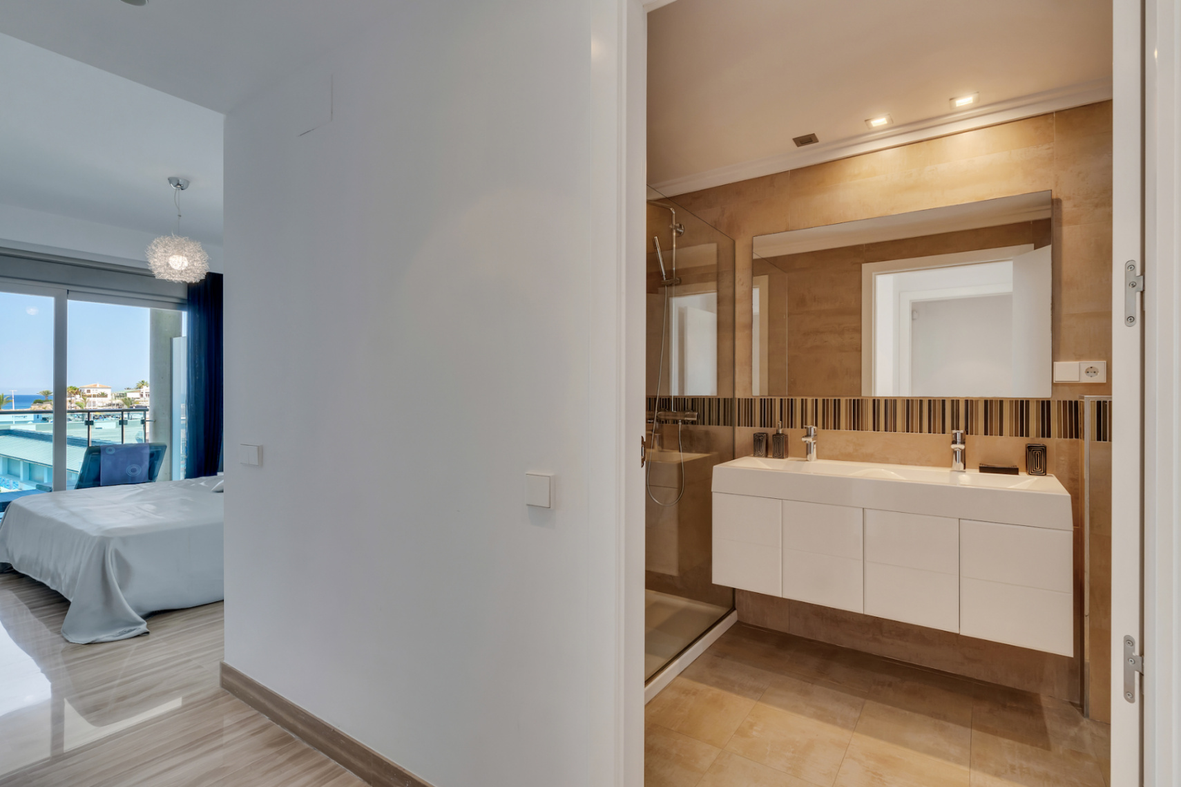 Apartamento en privilegia ubicacion con impresionantes vistas mar