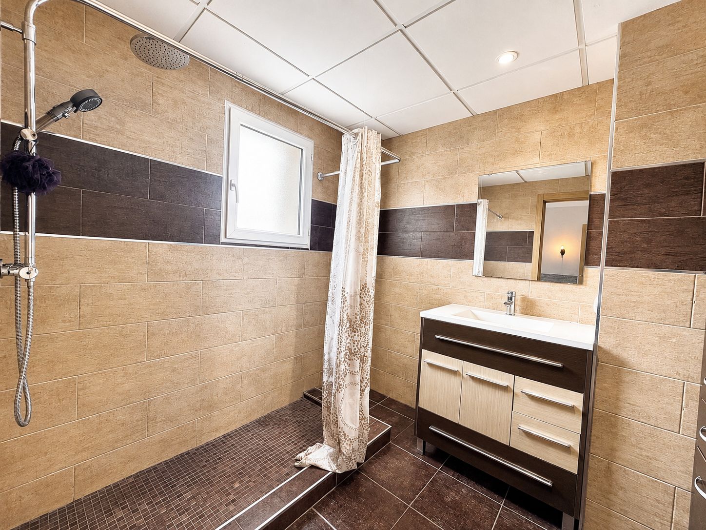 4901 - 3-bedroom apartment very close to the sought-after Arenal beach in Jávea.