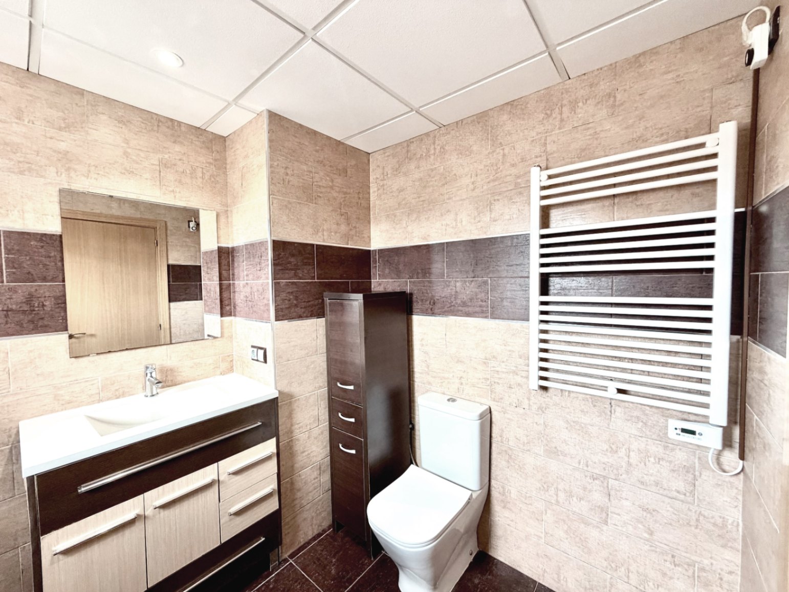 4901 - 3-bedroom apartment very close to the sought-after Arenal beach in Jávea.