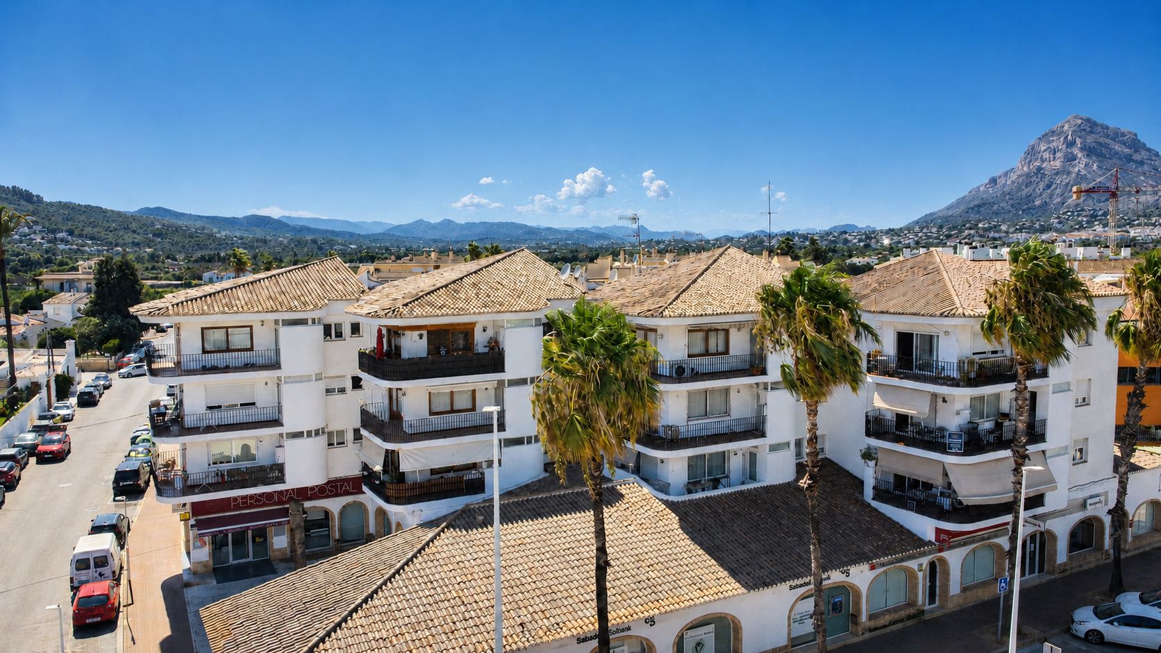 4901 - 3-bedroom apartment very close to the sought-after Arenal beach in Jávea.