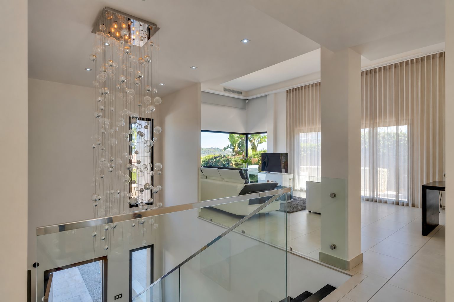 Villa de lujo en venta en Javea con 2 piscinas, vistas al montgo y buena orientación - Imagen 16