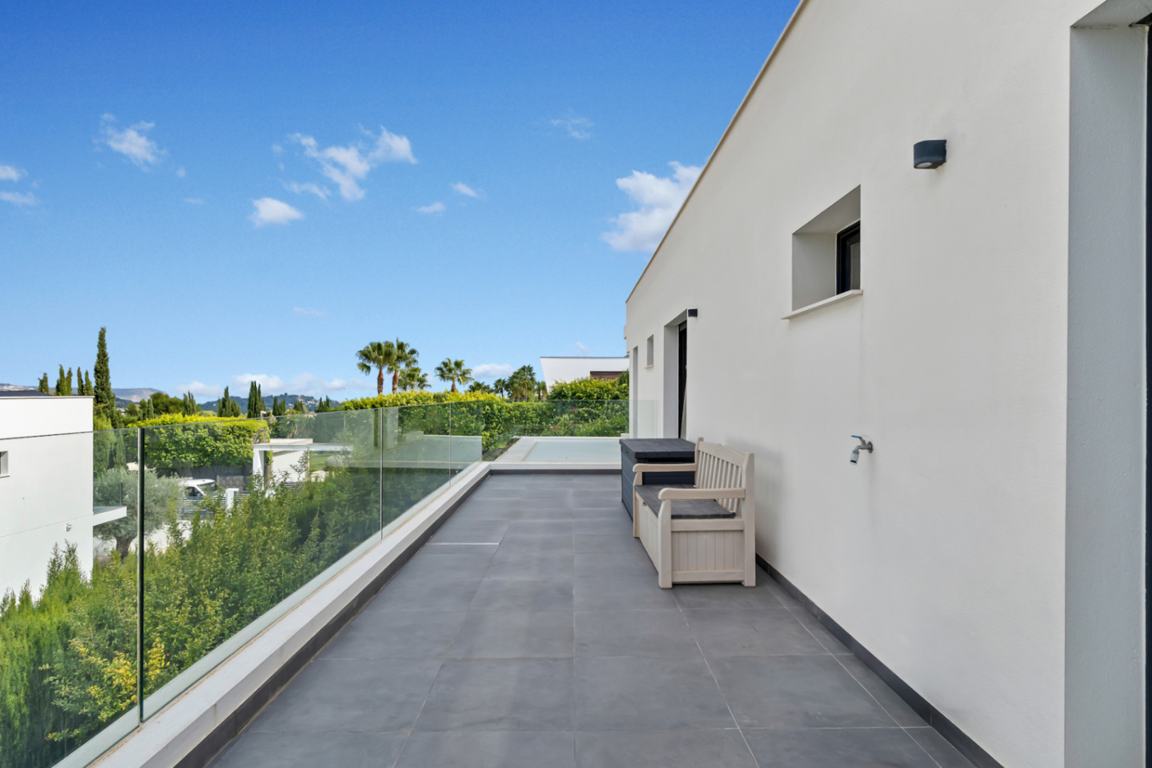 Moderne Villa zu verkaufen in Jávea in einer exklusiven Gegend.