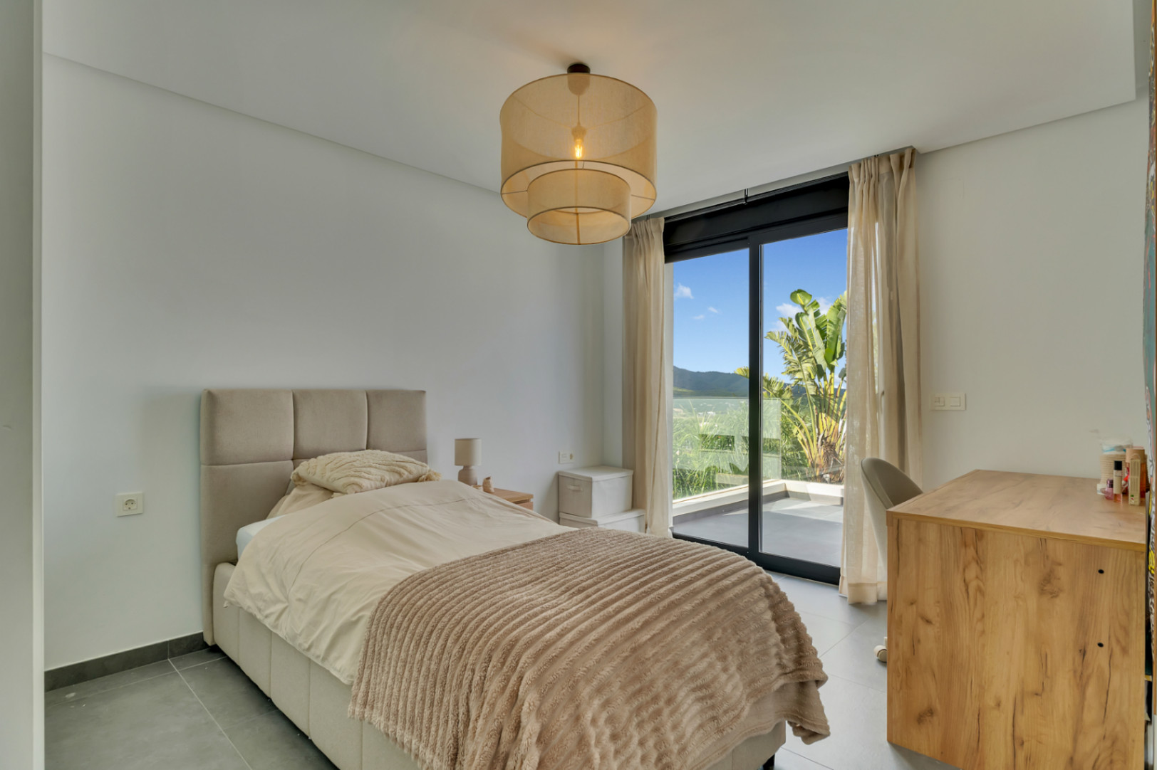 Moderne Villa zu verkaufen in Jávea in einer exklusiven Gegend.