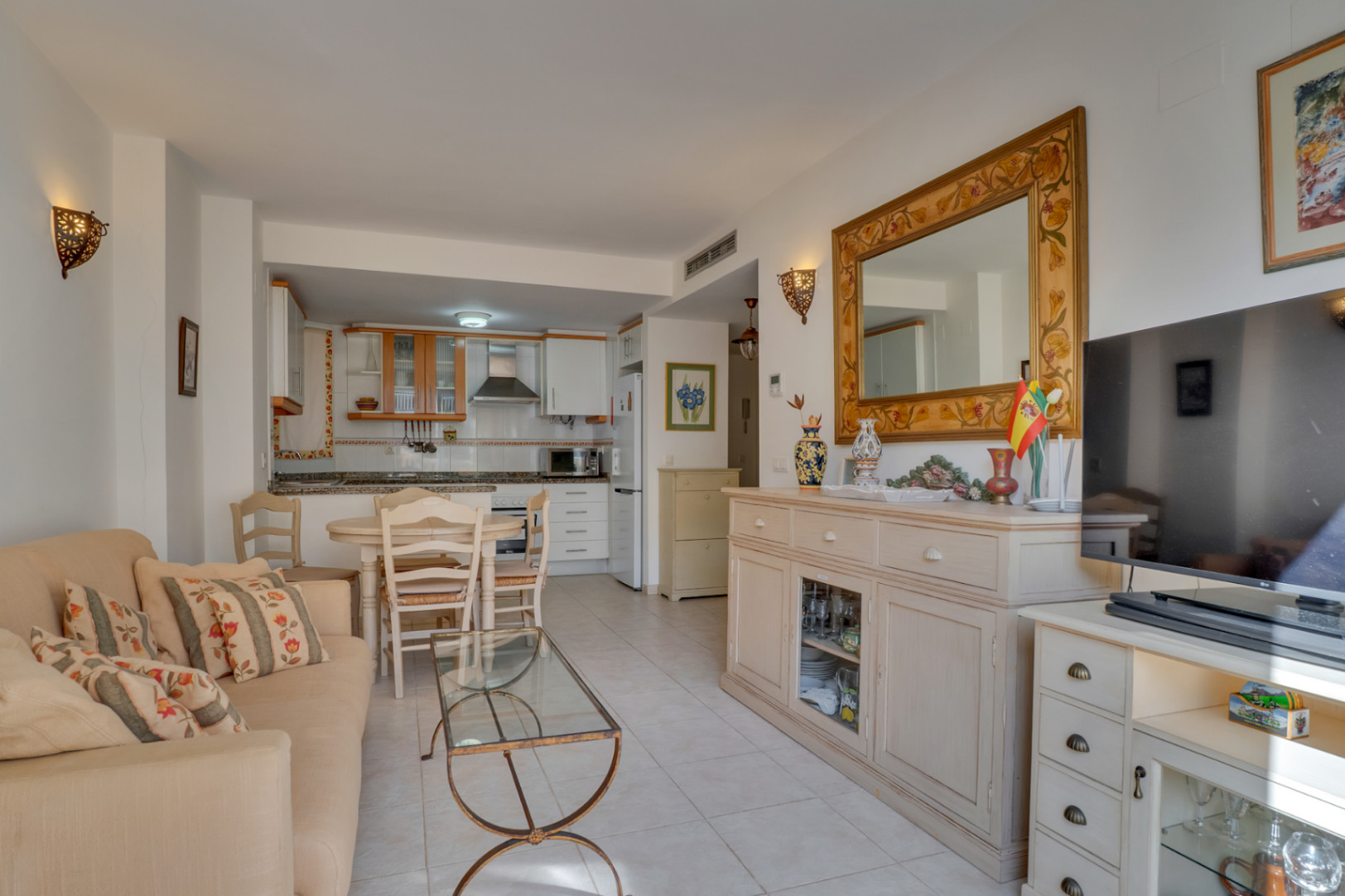4916 - Appartement situé sur la plage de l'Arenal à Javea avec piscine, salle de gym et court de padel.