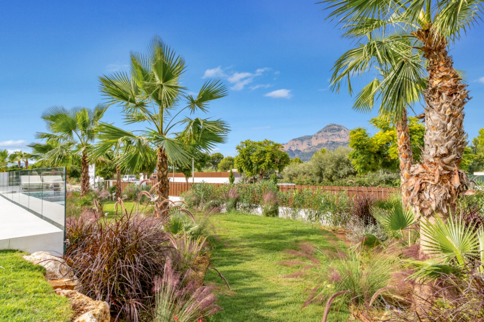 4857 - Villa neuve clés en main exclusive avec vue panoramique sur Jávea et le Montgó