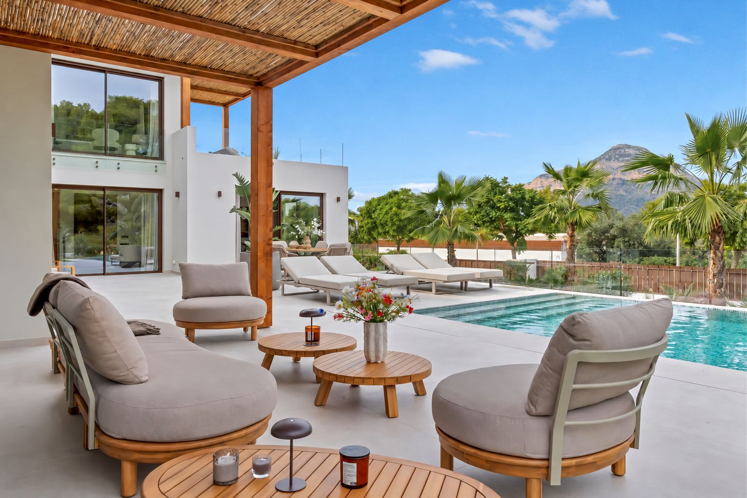 4857 - Villa neuve clés en main exclusive avec vue panoramique sur Jávea et le Montgó
