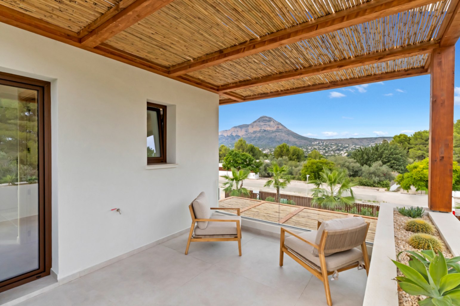 4857 - Villa neuve clés en main exclusive avec vue panoramique sur Jávea et le Montgó