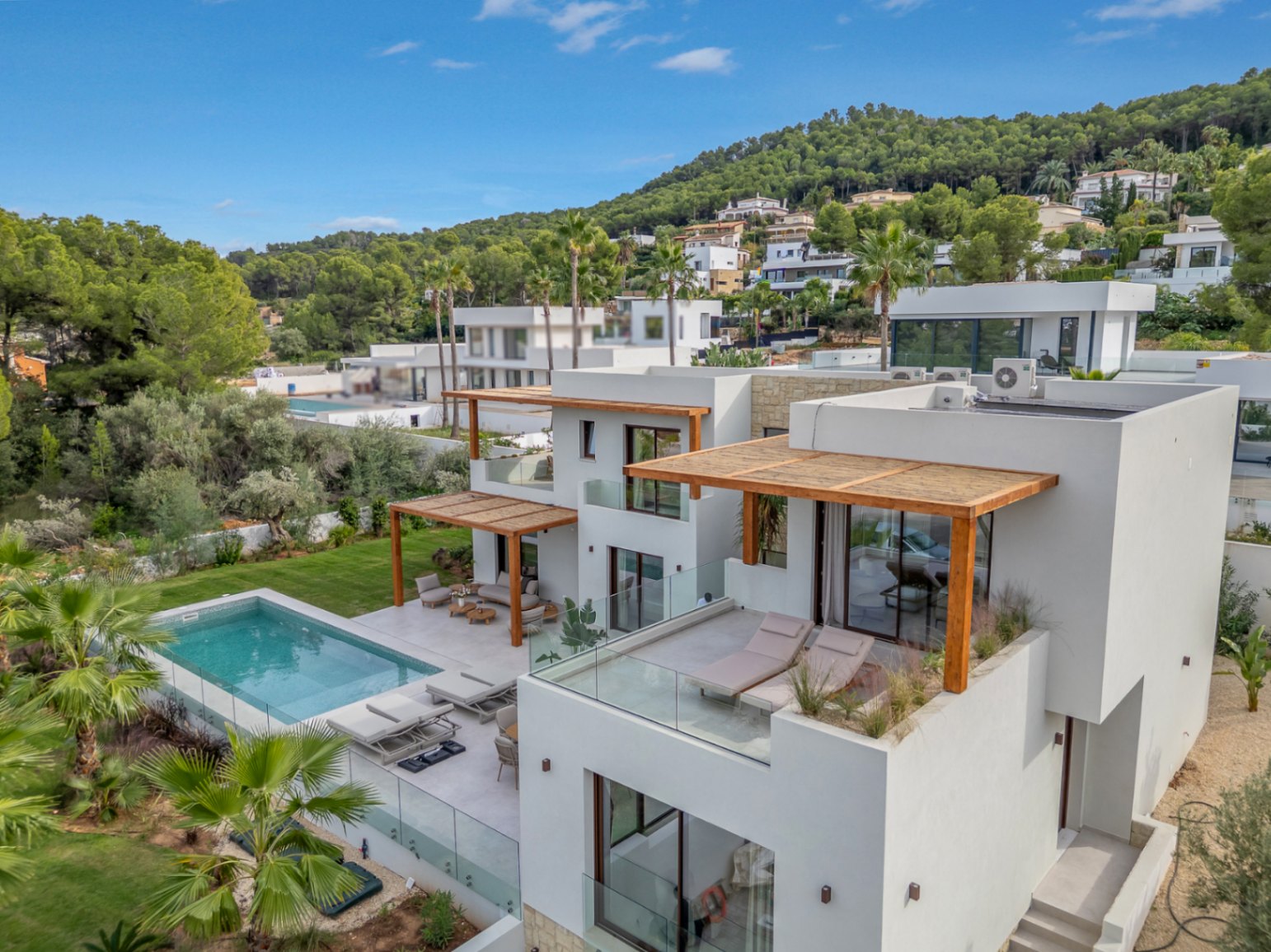 4857 - Villa neuve clés en main exclusive avec vue panoramique sur Jávea et le Montgó